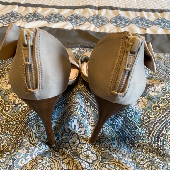 ⭐️ Nude strappy high heels - Picture 3 of 6